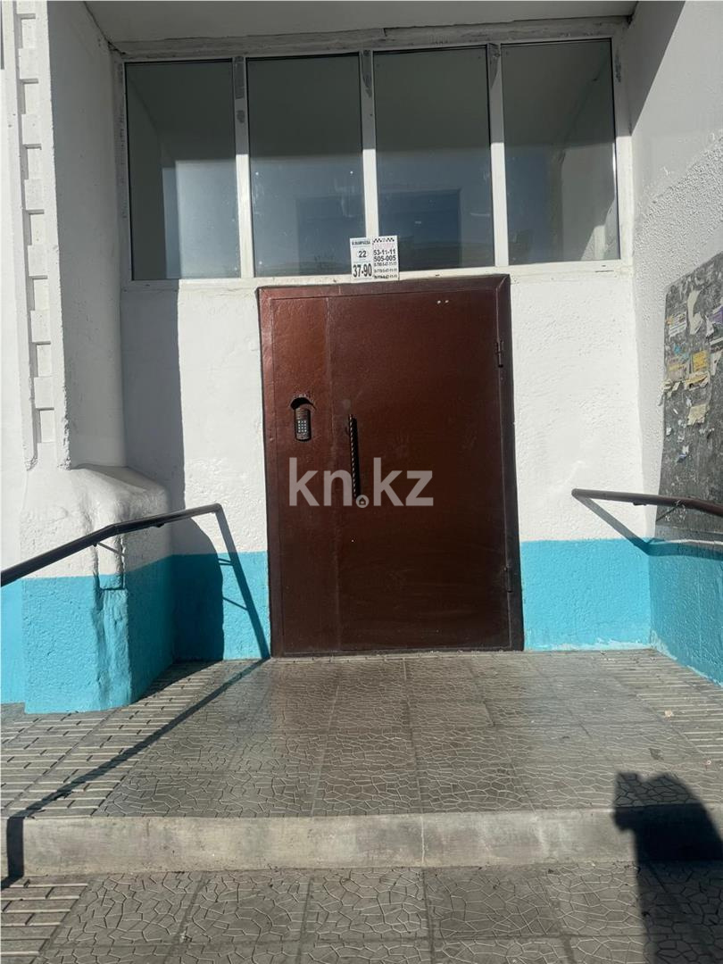 Продажа 1-комнатной квартиры, 34 м², мкр-н Мамраева (Восток-5) в Караганде - фото 15