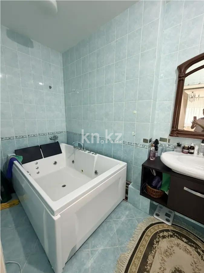 Продажа 4-комнатной квартиры, 177.6 м² в Астане - фото 4