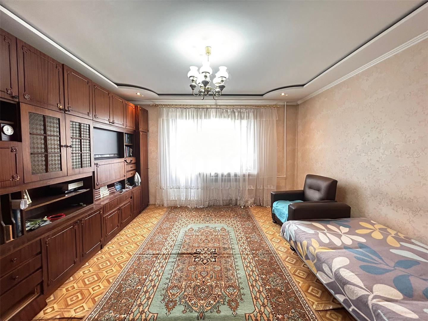 Продажа 3-комнатной квартиры, 66 м², ул. Дюсембекова в Караганде