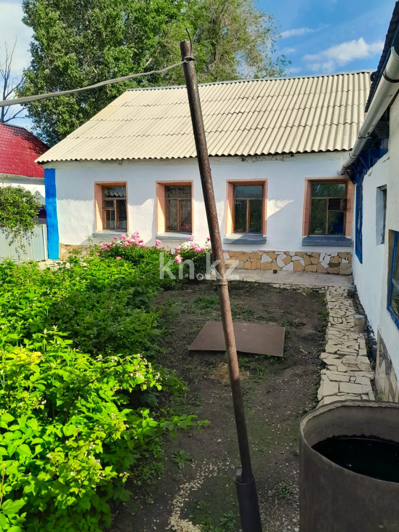 Продажа 4-комнатного дома, 96 м², ул. Стадионная в Караганде