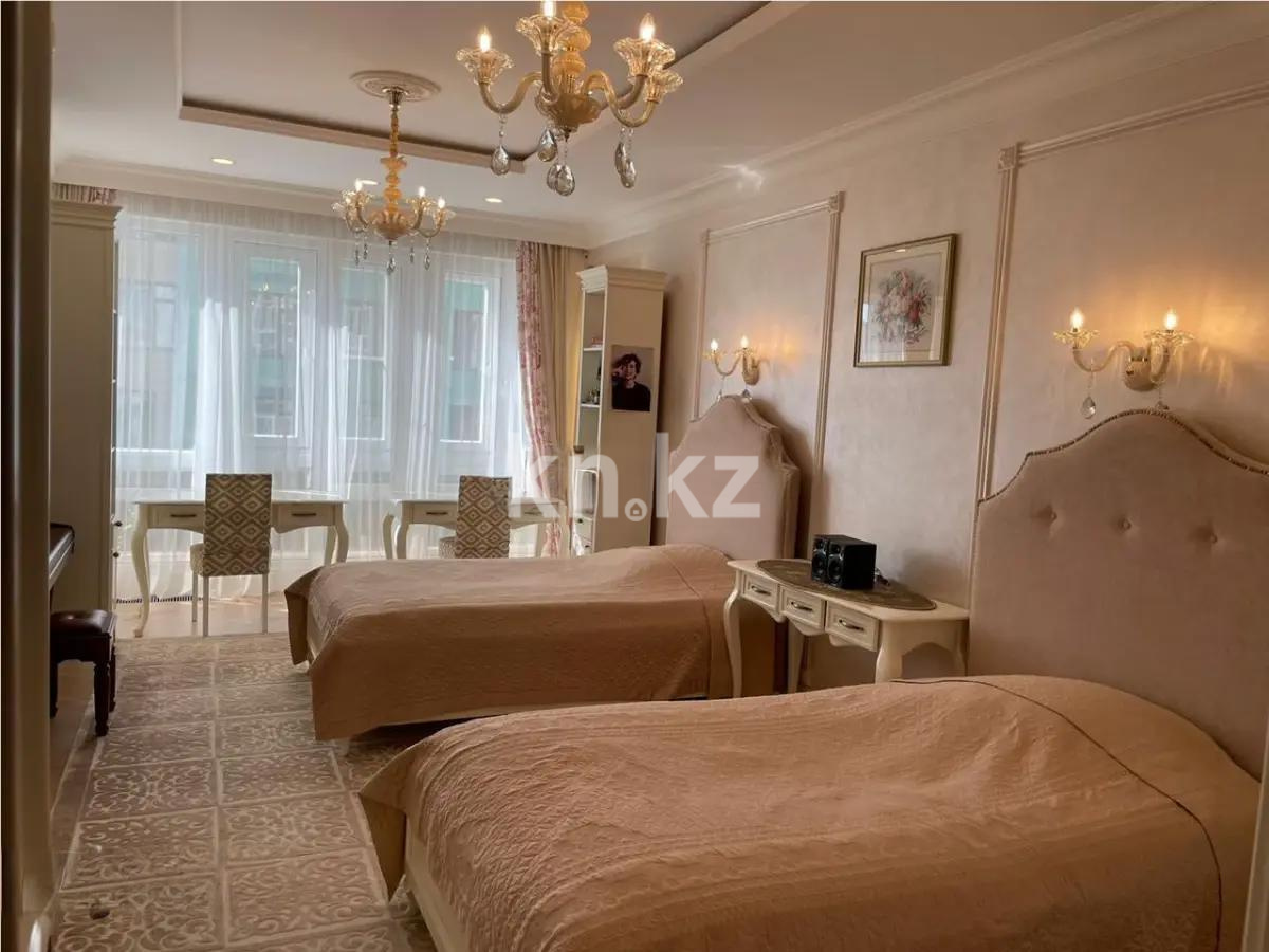Продажа 5-комнатной квартиры, 220 м², ул. Достык, дом  10 в Астане - фото 6