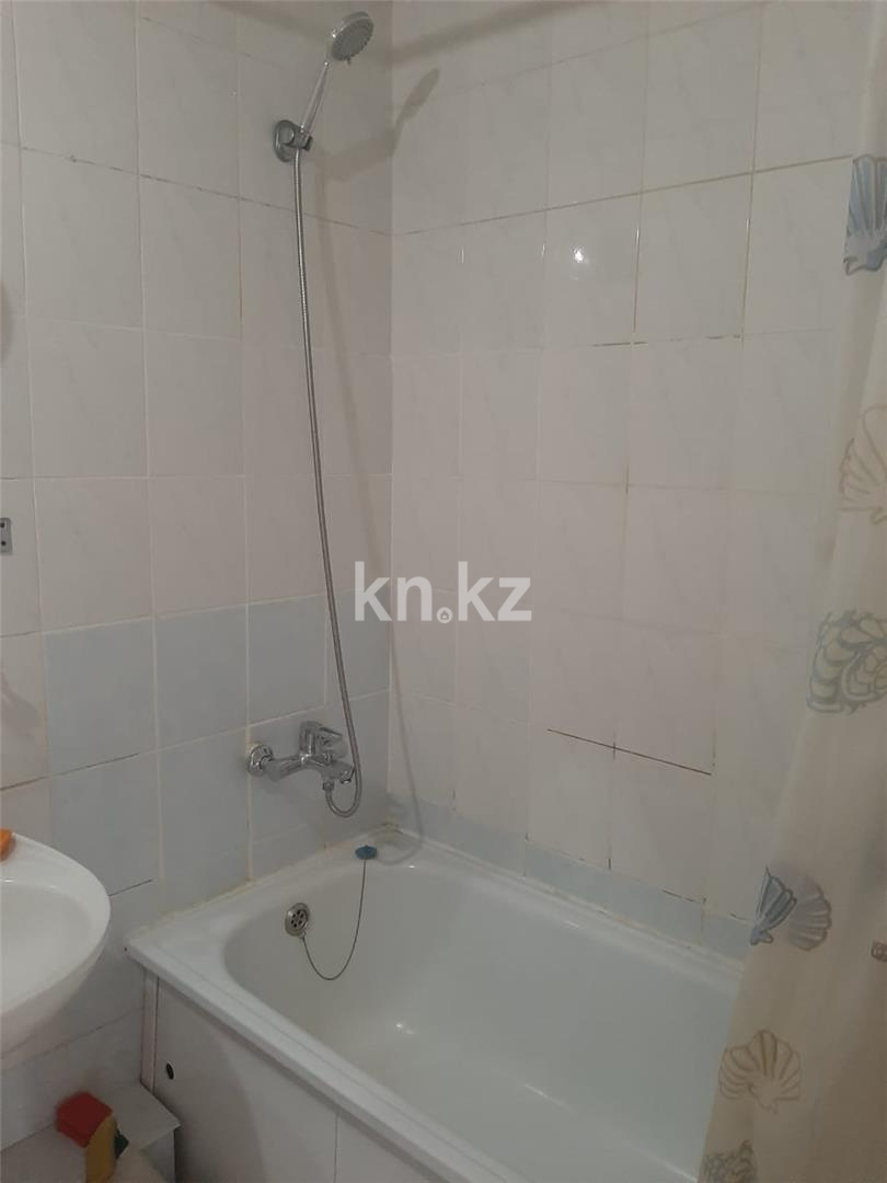 Продажа 4-комнатной квартиры, 86 м², ул. Гоголя, дом  51/1 в Караганде - фото 11