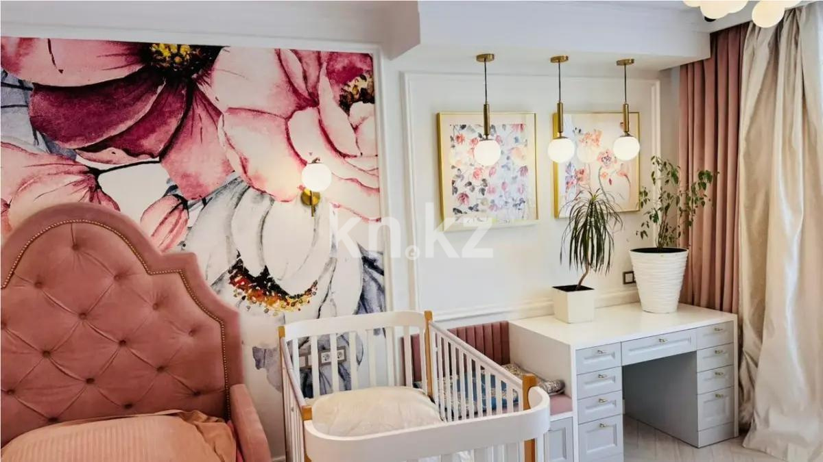 Продажа 8-комнатной квартиры, 330 м², ул. 4-я, дом  2 в Алматы - фото 2