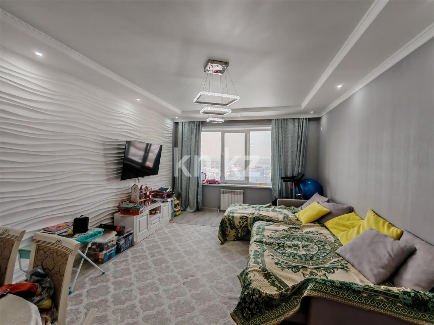 Продажа 3-комнатной квартиры, 104 м² в Караганде