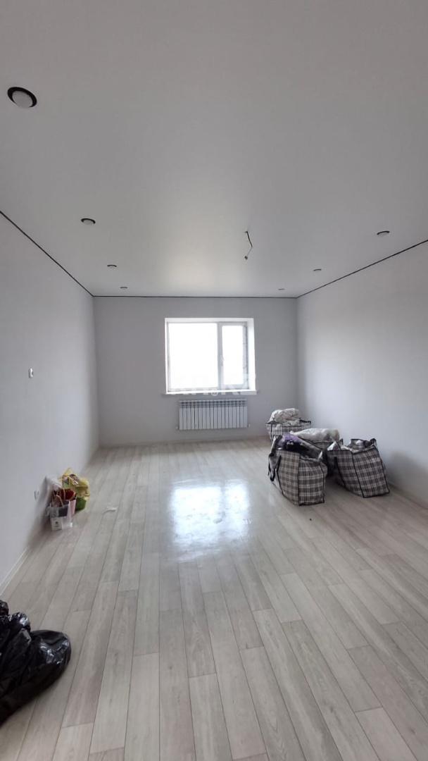 Продажа 1-комнатной квартиры, 55.6 м², ул. Жумагалиева в Уральске - фото 2