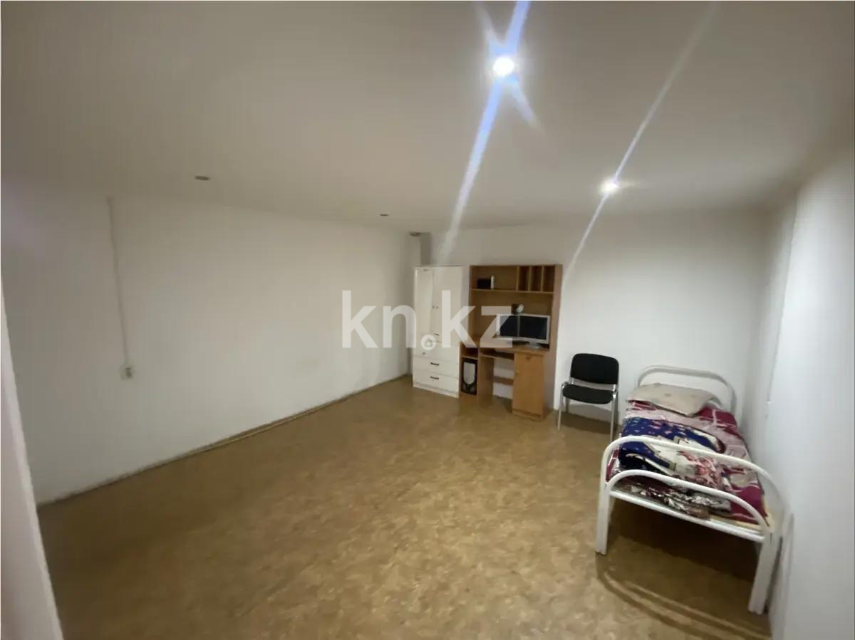 Продажа 3-комнатной квартиры, 50 м² в Алматы - фото 2