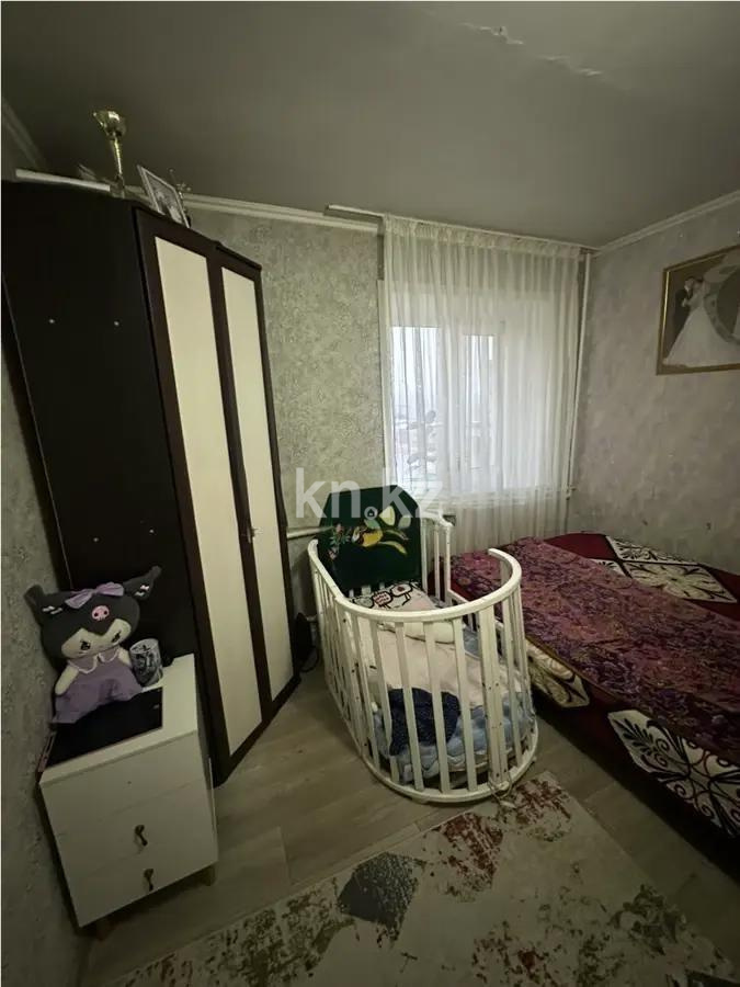 Продажа 3-комнатной квартиры, 42 м², мкр-н 21, дом  6 в Караганде - фото 3