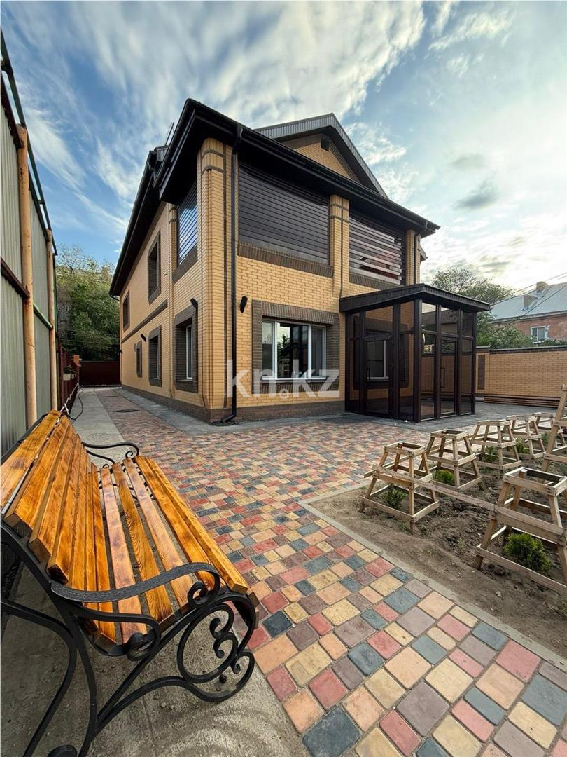 Продажа 8-комнатного дома, 347 м² в Караганде - фото 3