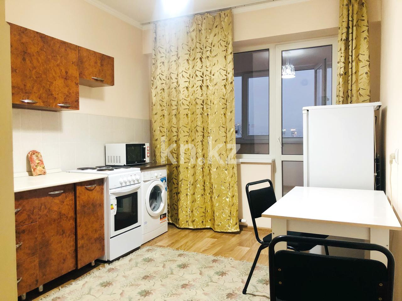 Аренда 1-комнатной квартиры посуточно, 42 м² в Алматы - фото 14