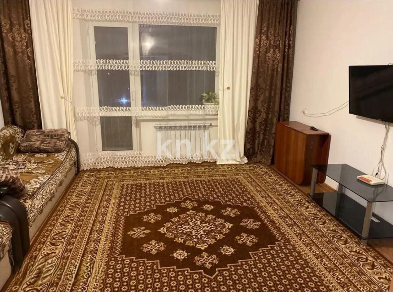 Продажа 4-комнатной квартиры, 90 м² в Караганде