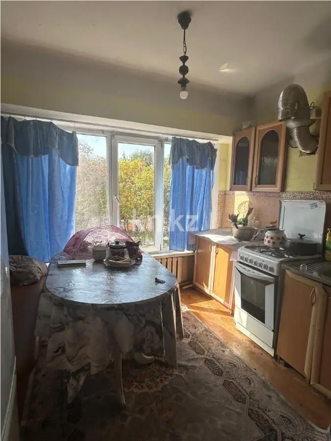 Продажа 3-комнатной квартиры, 64 м², пр. Абылай хана, дом  8 в Алматы - фото 3