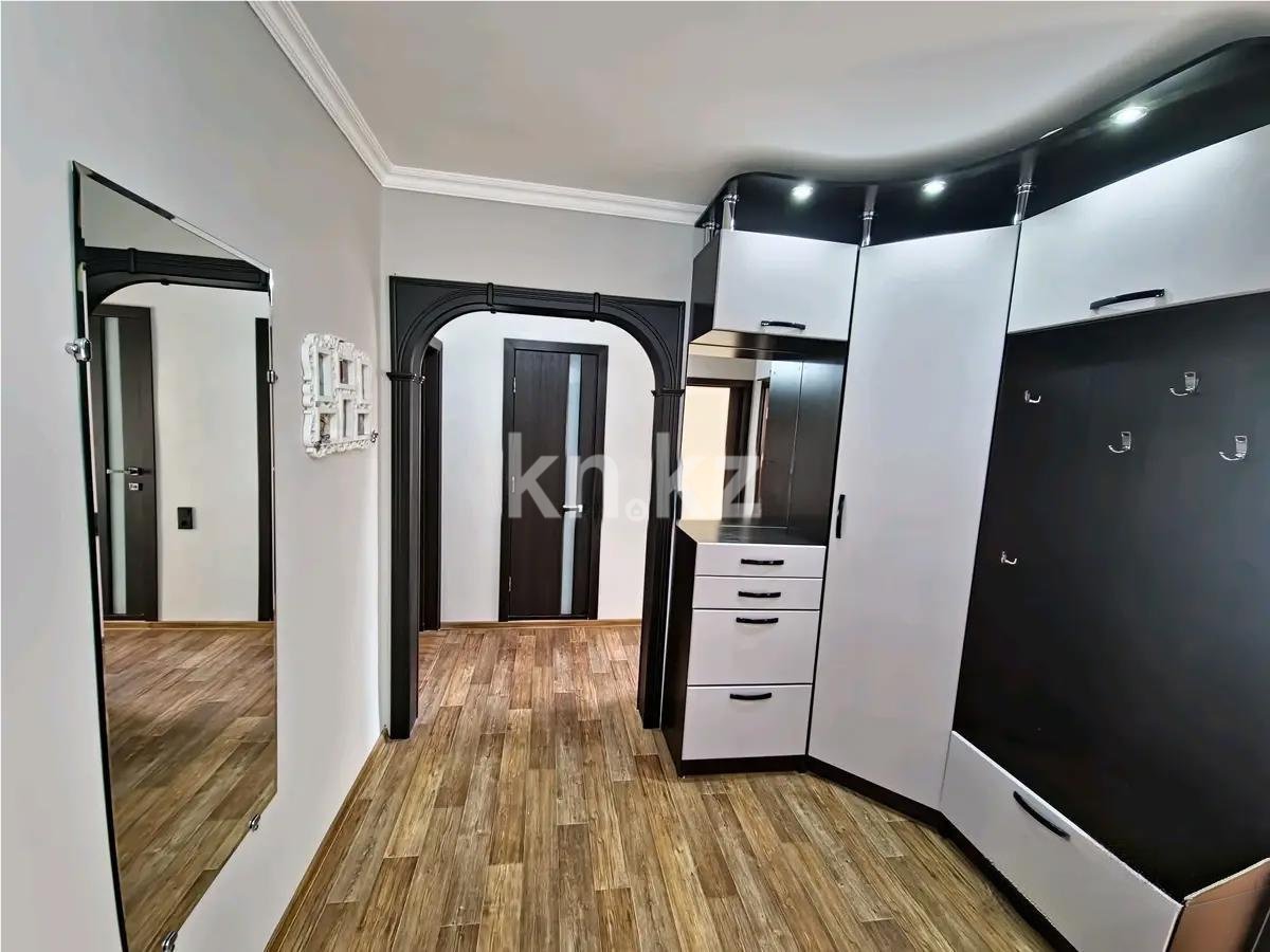 Продажа 3-комнатной квартиры, 63 м², мкр. Степной-4, дом  2 в Караганде - фото 7