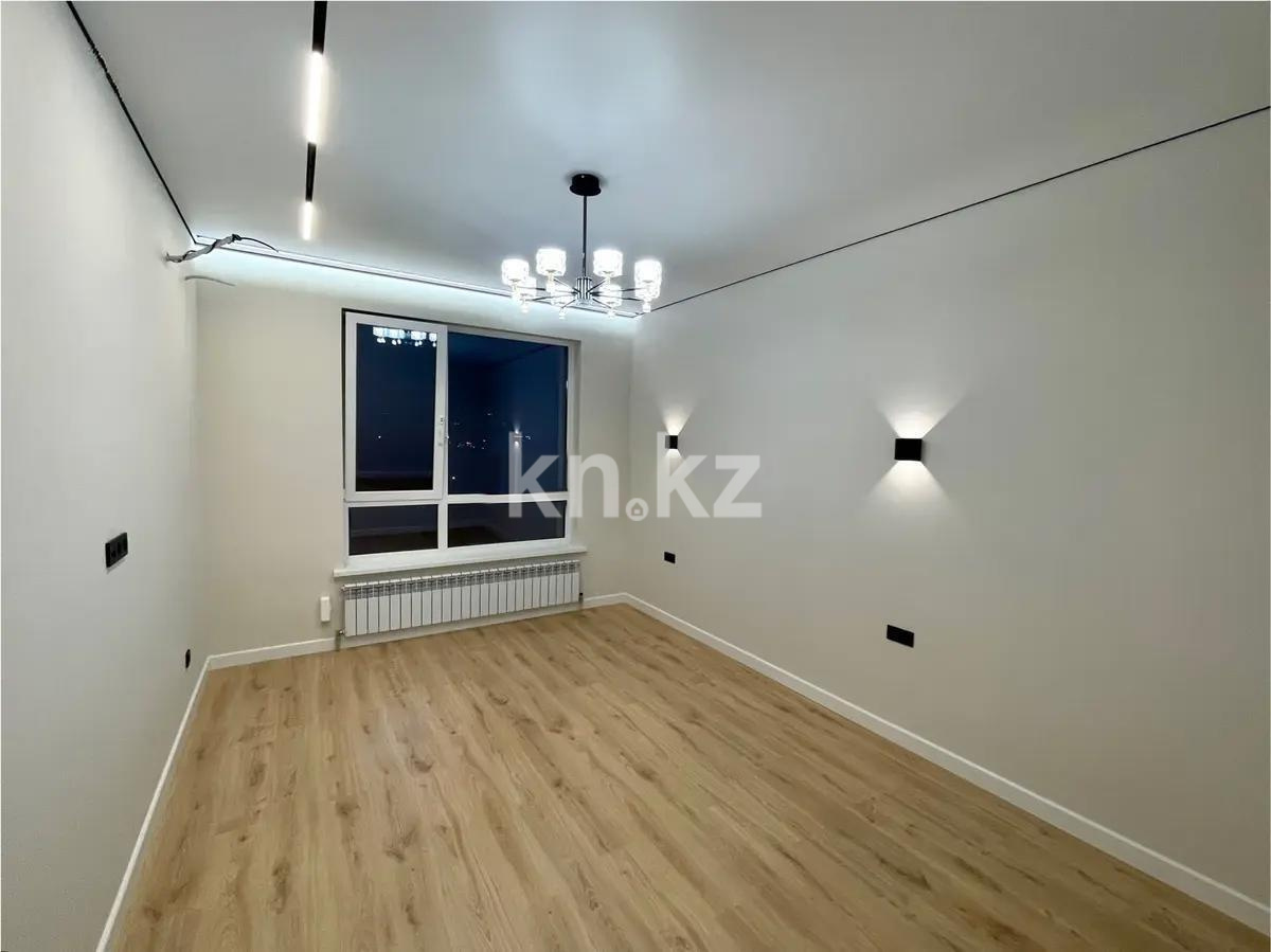 Продажа 3-комнатной квартиры, 112 м², ул. Утеген батыра, дом  11д в Алматы - фото 3