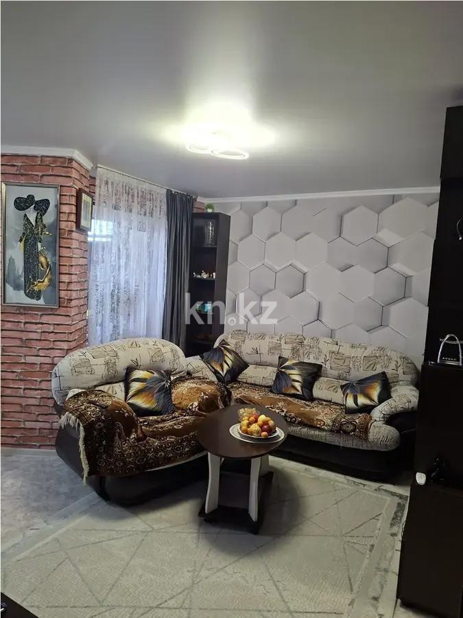 Продажа 1-комнатной квартиры, 49 м², ул. Ашимова, дом  26 в Караганде