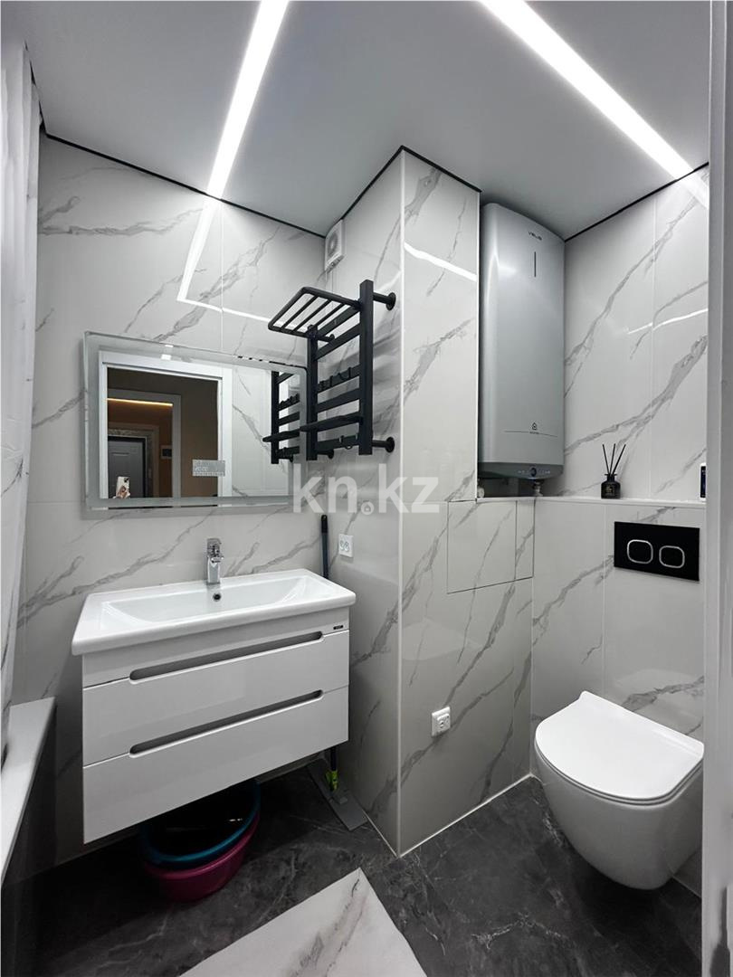 Продажа 5-комнатной квартиры, 96 м², мкр-н Голубые Пруды в Караганде - фото 15