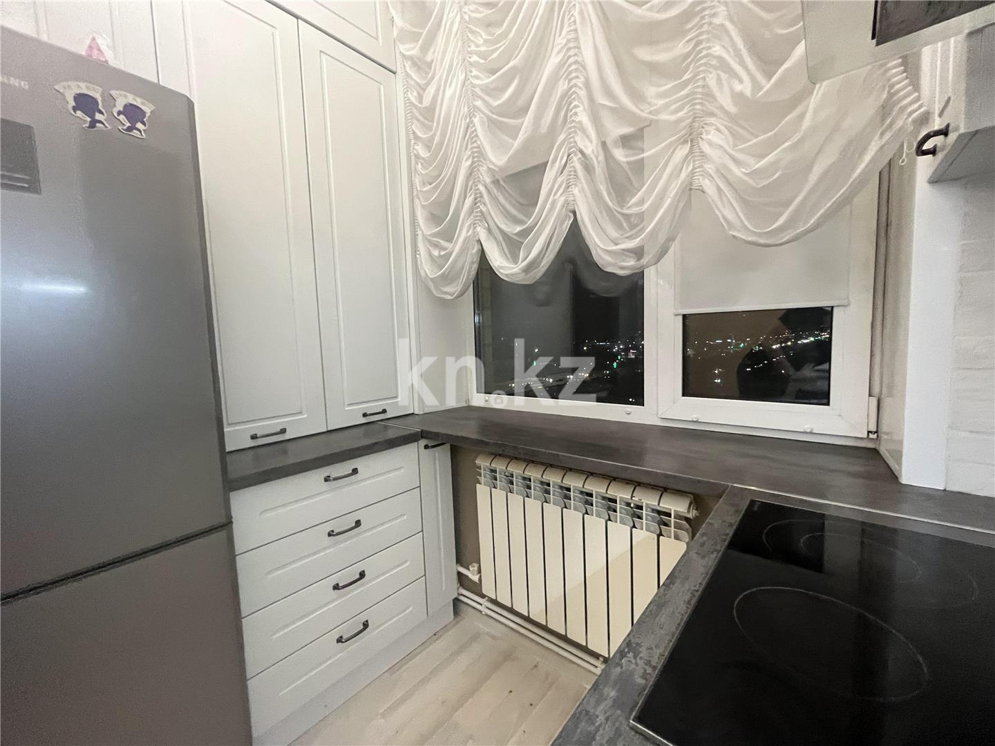 Продажа 3-комнатной квартиры, 80 м², Степной 2 в Караганде - фото 12