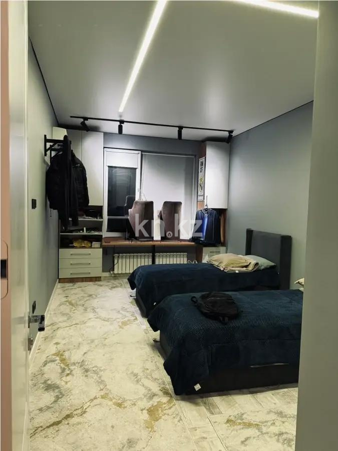 Продажа 4-комнатной квартиры, 140 м², пр. Райымбека, дом  351/1 в Алматы - фото 4