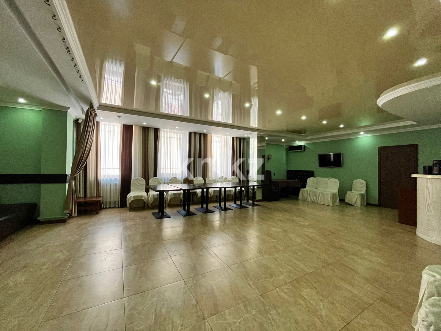 Продажа , 737 м², ул. Сатыбалдина в Караганде - фото 2