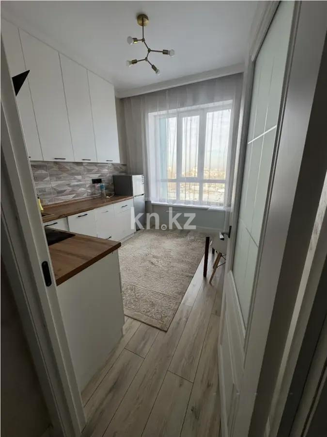 Продажа 1-комнатной квартиры, 38 м², ул. Си Синхая, дом  17 в Алматы - фото 2