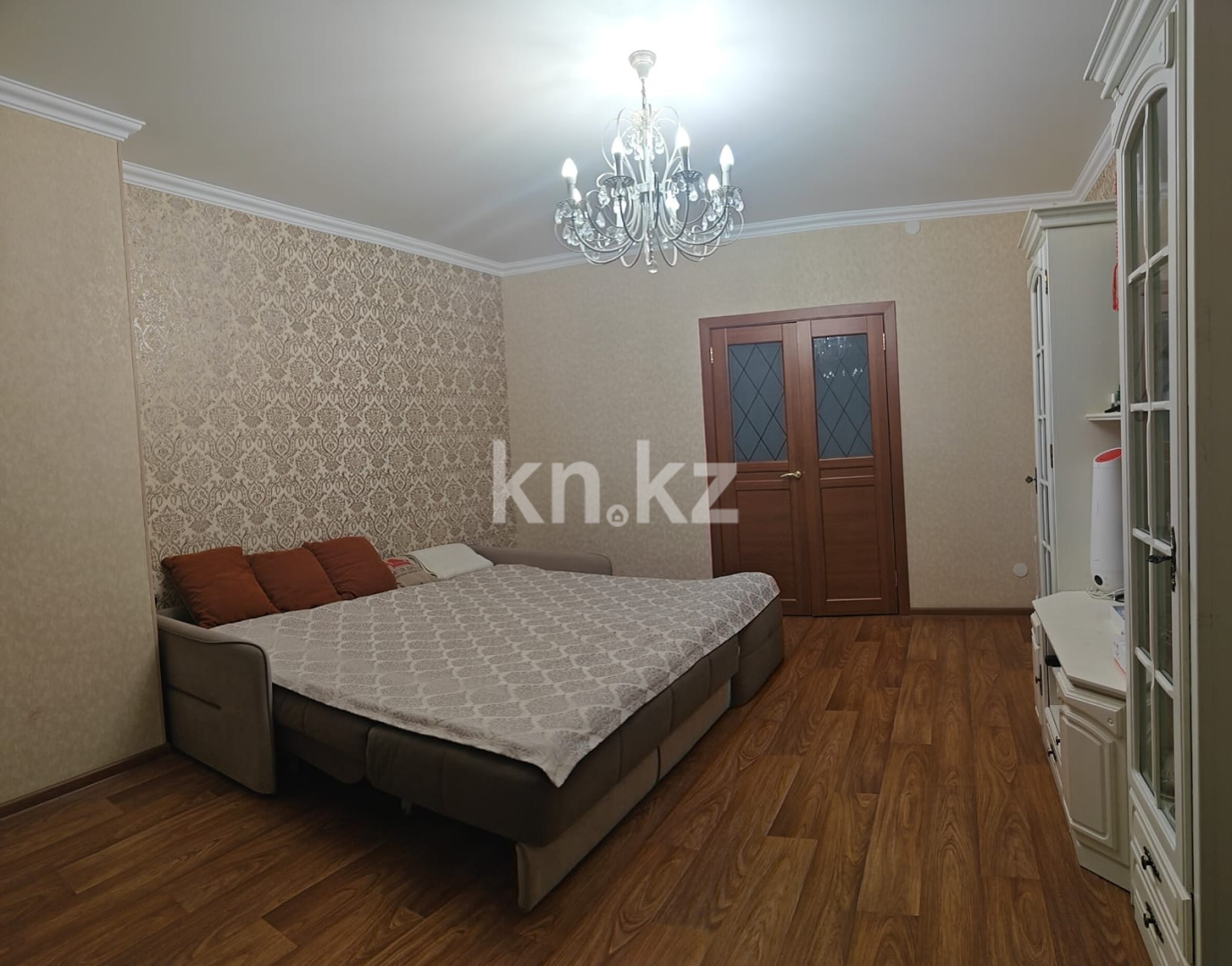Продажа 2-комнатной квартиры, 60.4 м², ул. Сарыарка в Караганде - фото 2