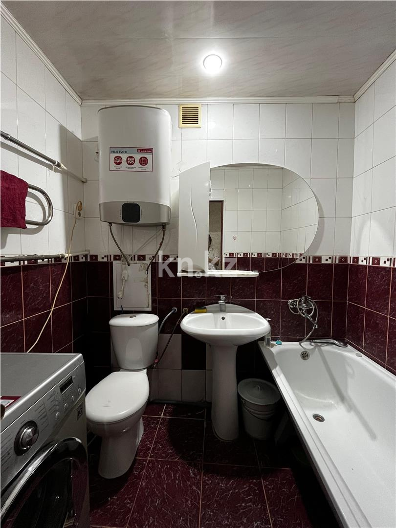 Продажа 2-комнатной квартиры, 48 м², 14 мкр. в Караганде - фото 6