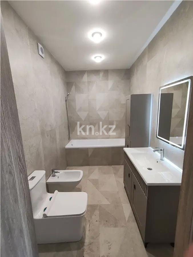 Продажа 5-комнатной квартиры, 243 м² в Астане - фото 5