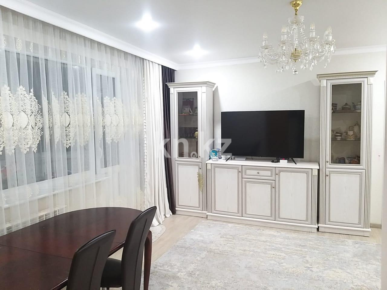 Продажа 4-комнатной квартиры, 86 м², мкр. Степной-4 в Караганде