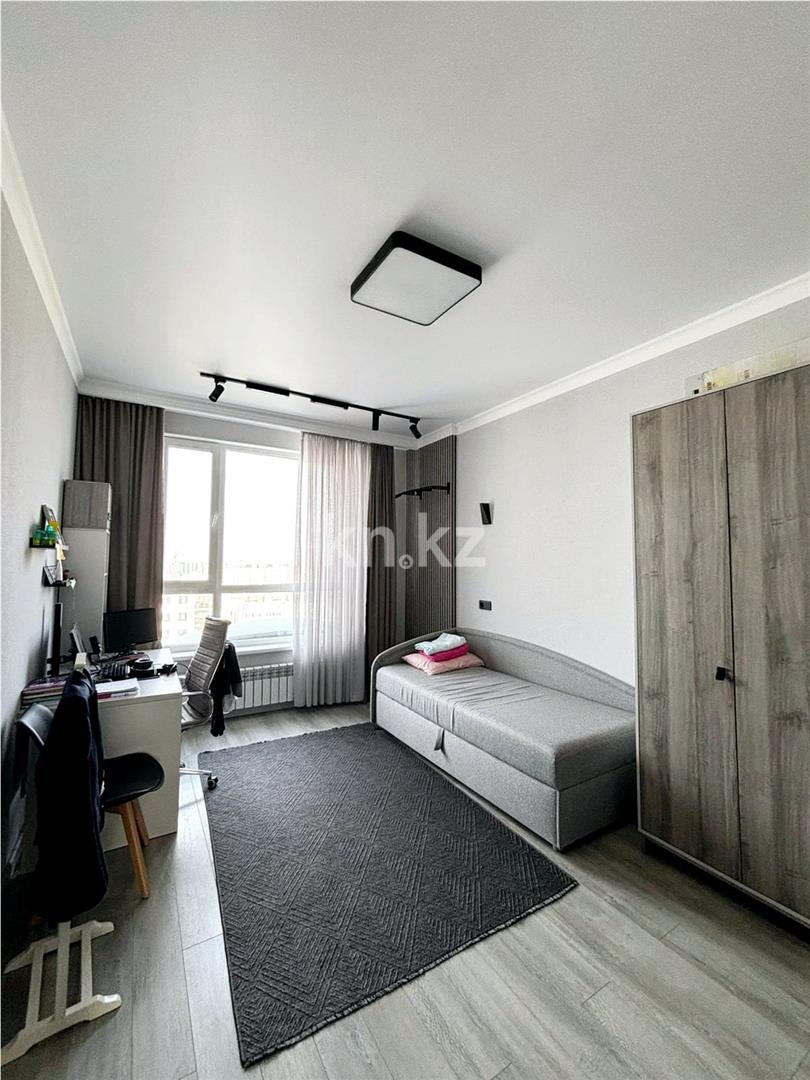 Продажа 4-комнатной квартиры, 112 м², ул. Байтурсынова в Астане - фото 3