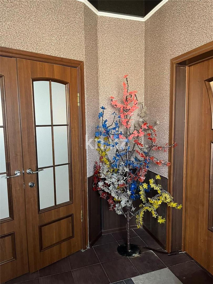 Продажа 7-комнатного дома, 215 м², ул. Сергея Лазо в Темиртау - фото 11