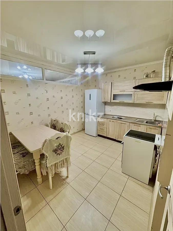 Продажа 2-комнатной квартиры, 70.6 м² в Алматы - фото 3