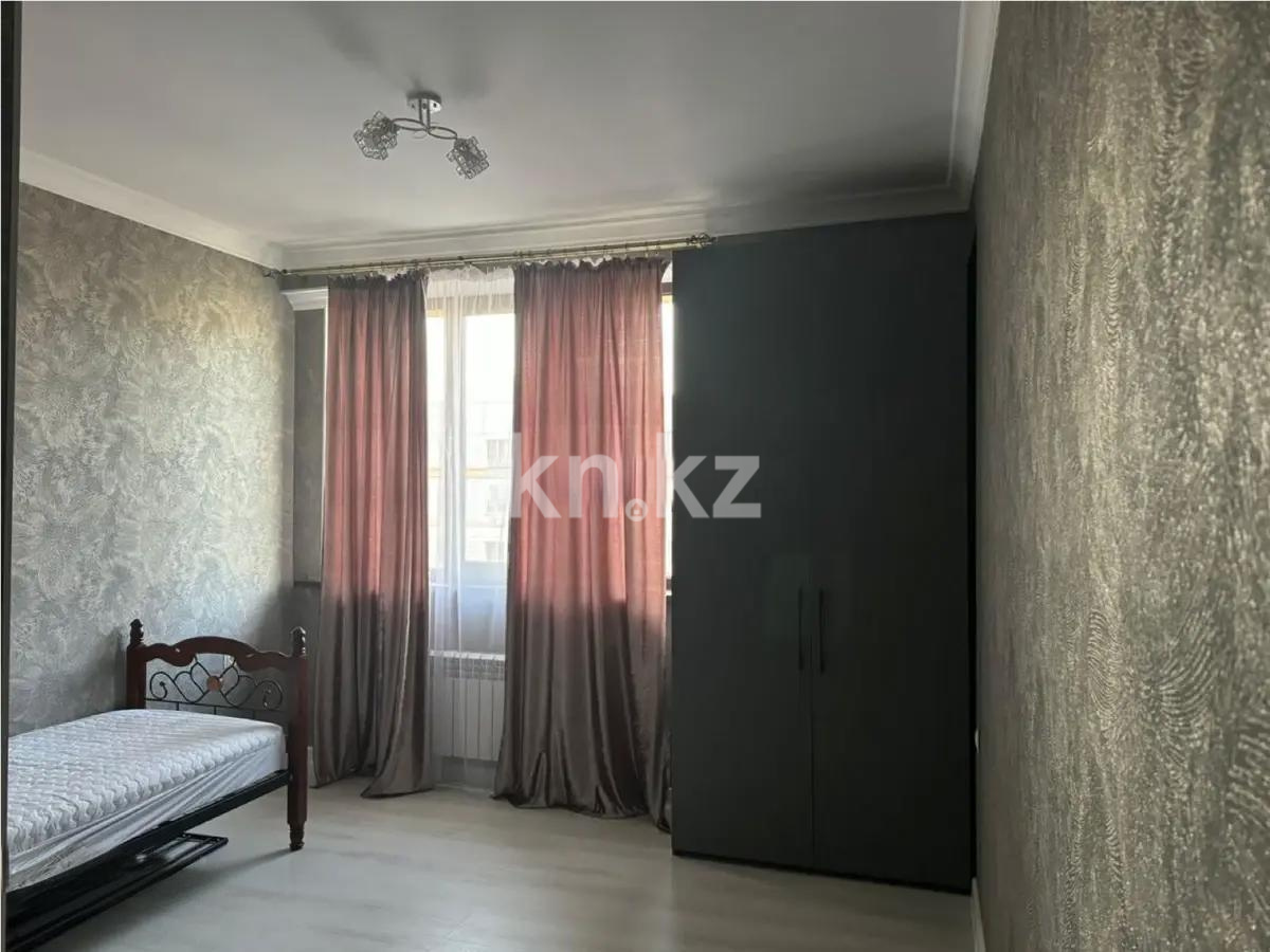 Продажа 3-комнатной квартиры, 140 м², ул. Досмухамедова, дом  101 в Алматы