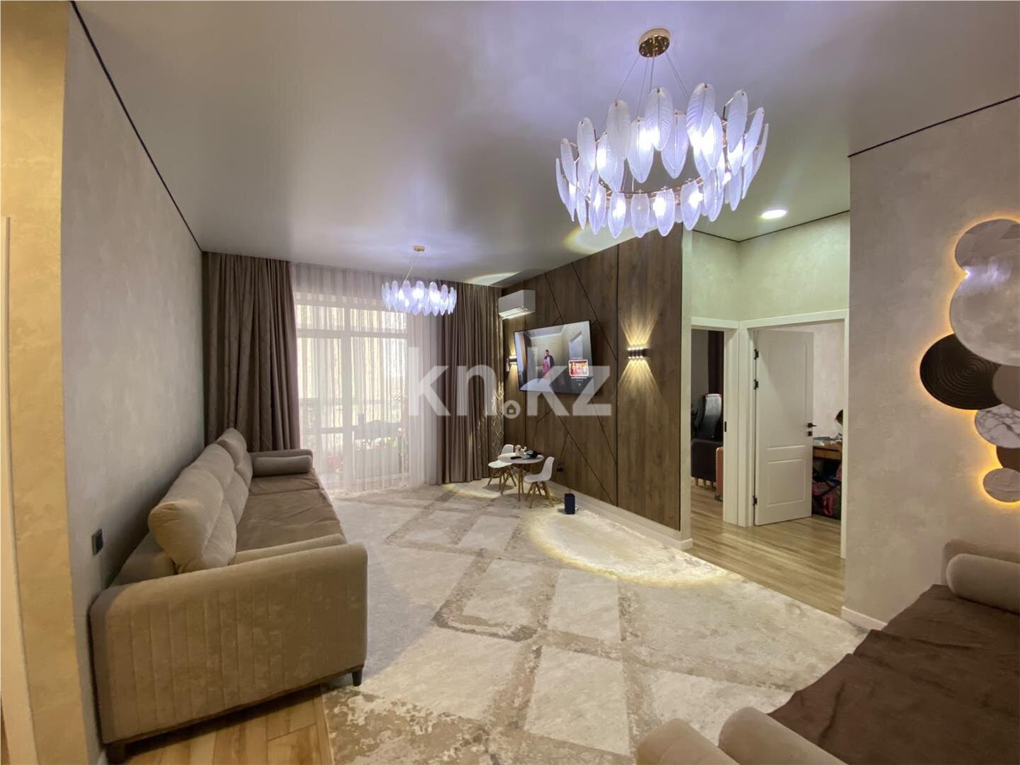 Продажа 5-комнатной квартиры, 117 м² в Караганде