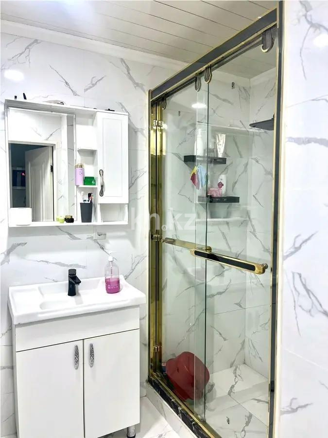 Продажа 2-комнатной квартиры, 46 м², мкр-н Аккент, дом  65 в Алматы - фото 4