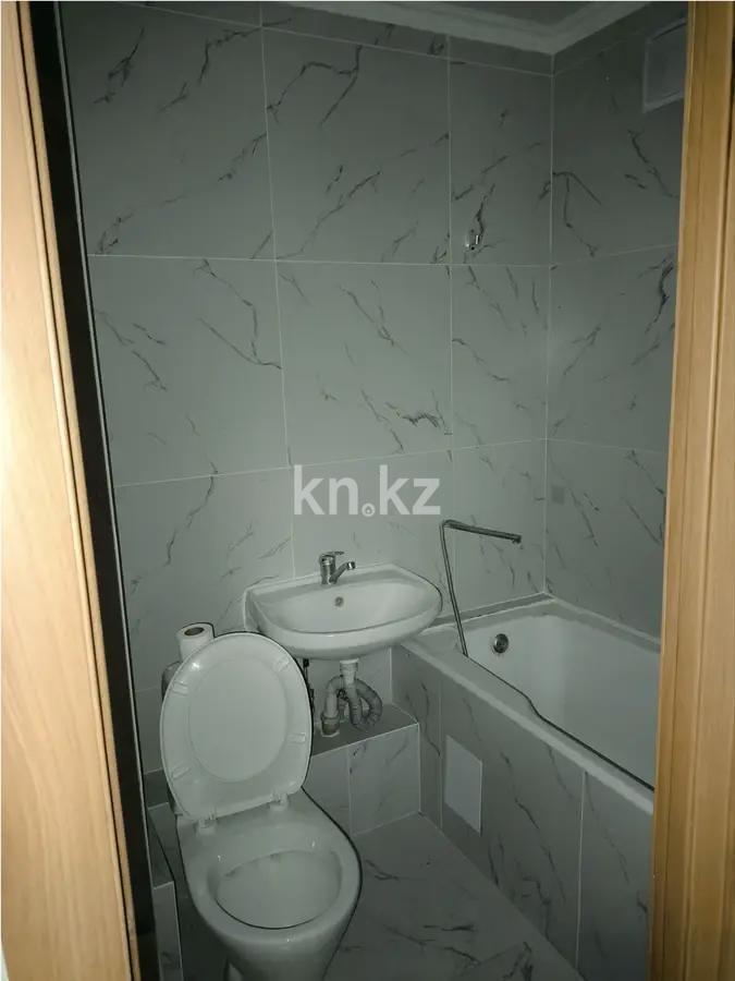 Продажа 2-комнатной квартиры, 45 м², мкр-н 10, дом  9 в Алматы - фото 4