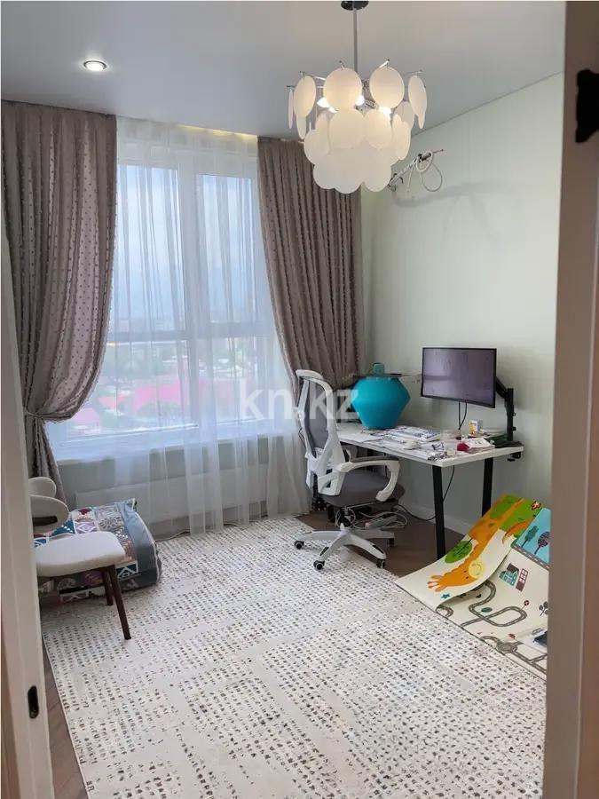 Продажа 3-комнатной квартиры, 82.1 м², пр. Райымбека, дом  348/1 в Алматы - фото 3