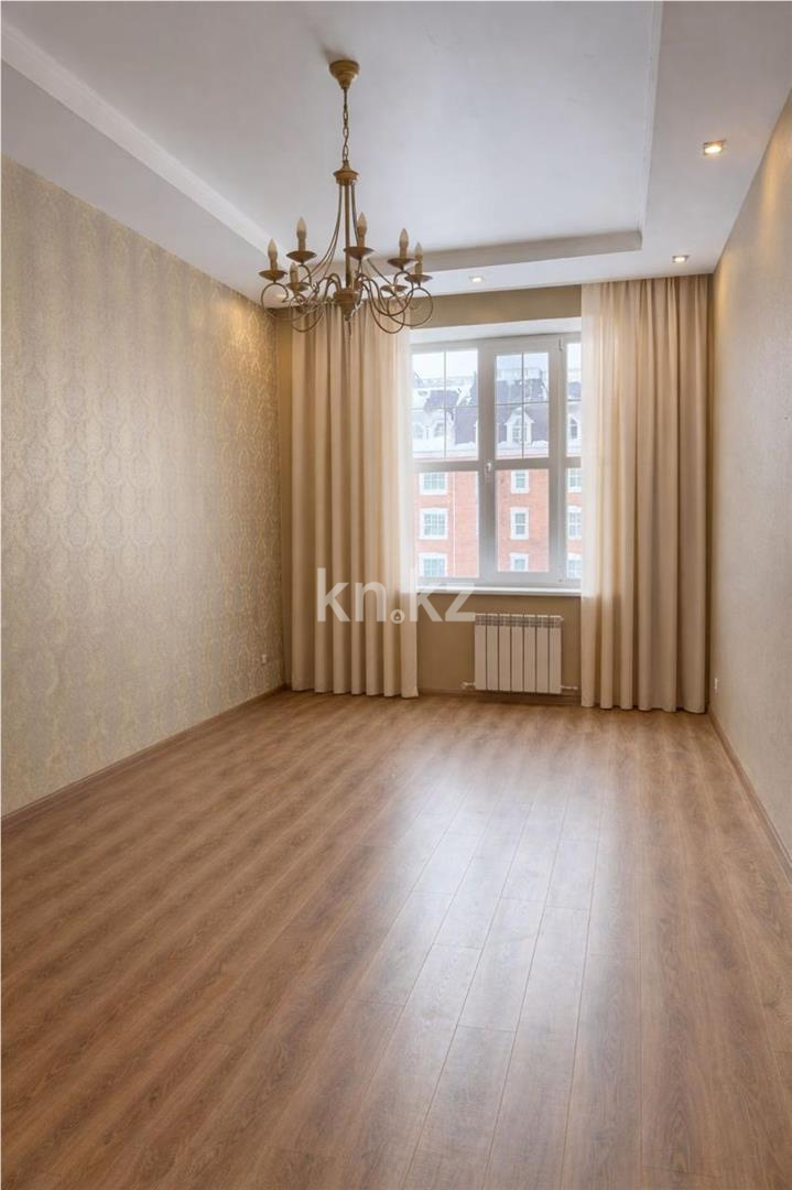 Продажа 4-комнатной квартиры, 133 м² в Астане