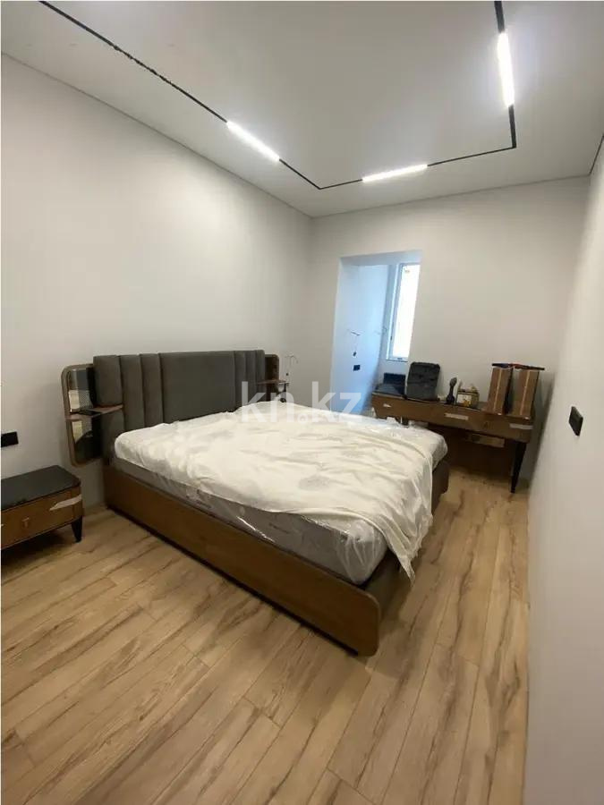 Продажа 2-комнатной квартиры, 79 м², пр. Серкебаева, дом  146 в Алматы