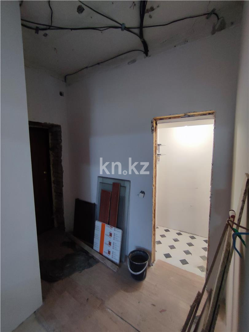 Продажа 2-комнатной квартиры, 59 м², ул. Мустафина в Караганде - фото 9