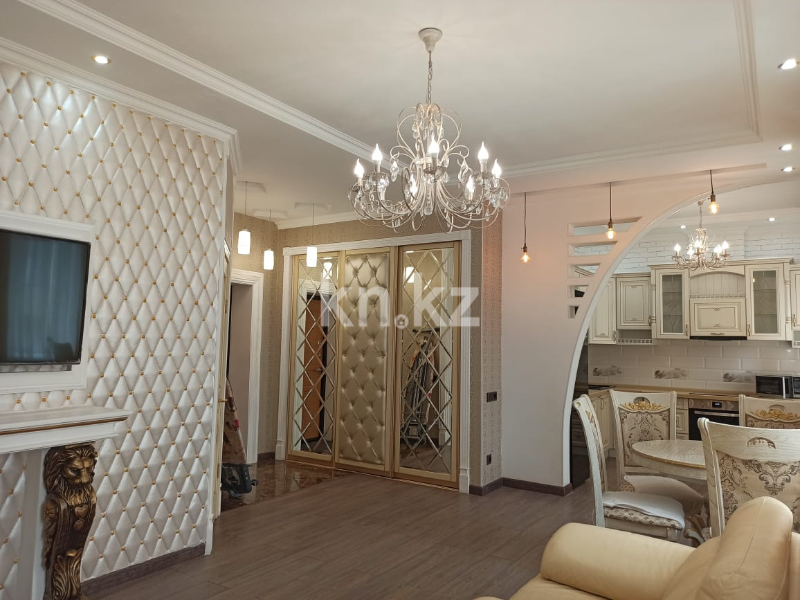 Продажа 2-комнатной квартиры, 60 м², ул. Ержанова, дом  18/6 в Караганде
