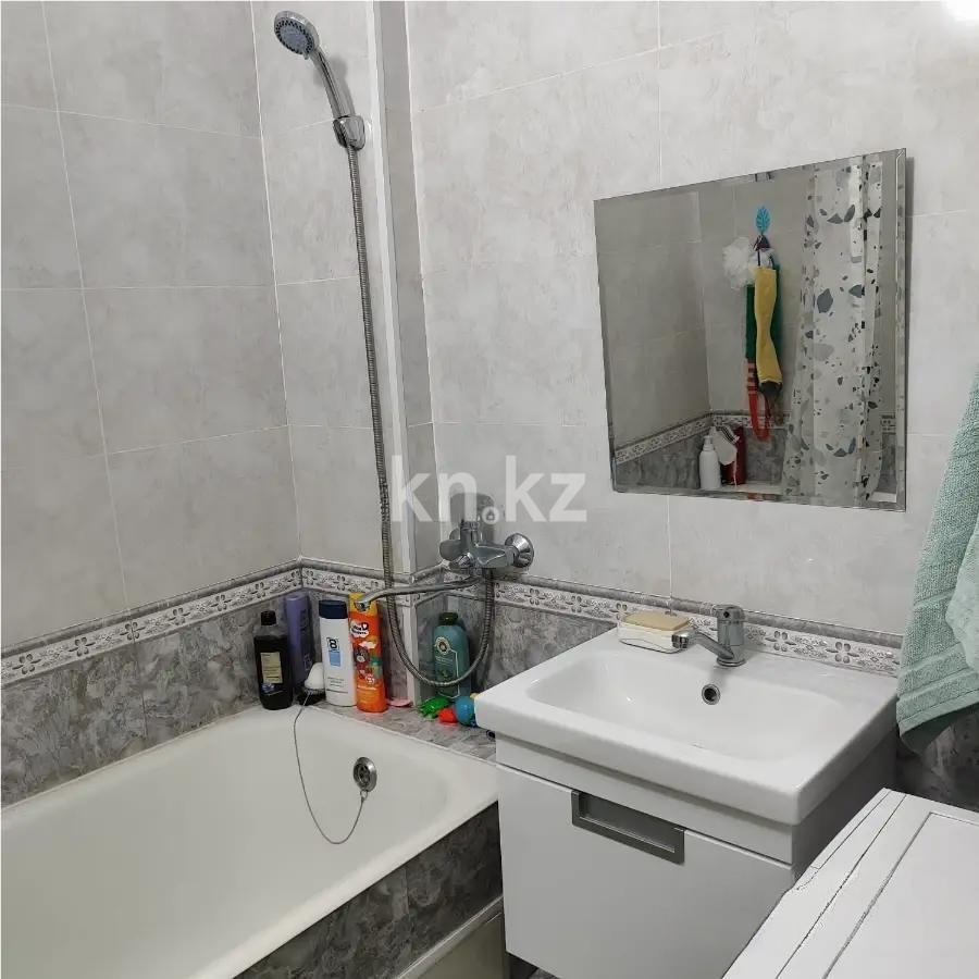 Продажа 2-комнатной квартиры, 51.2 м² в Алматы - фото 3