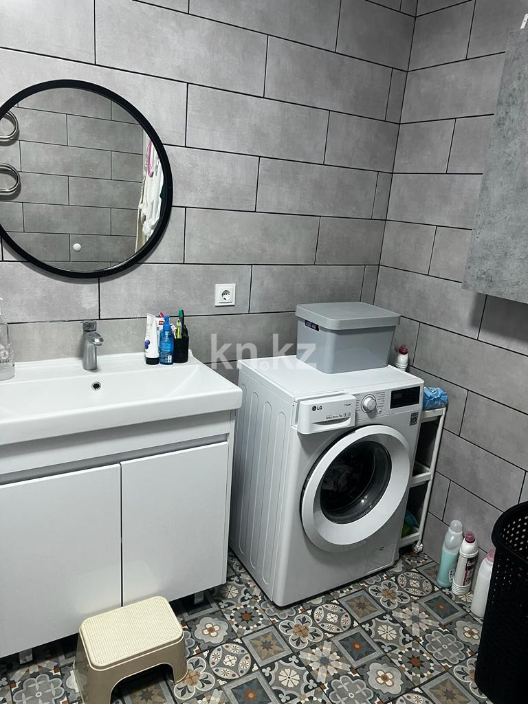 Продажа 3-комнатной квартиры, 62 м², пр. Абая, дом  49 в Астане - фото 5