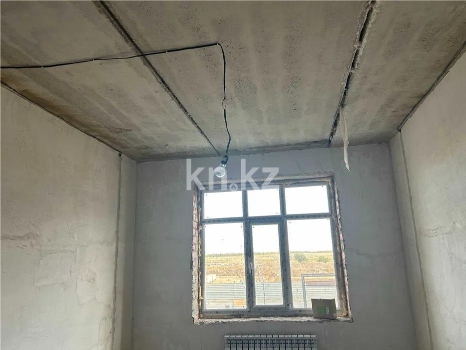 Продажа 1-комнатной квартиры, 38 м², ул. Муканова, дом  81 в Караганде