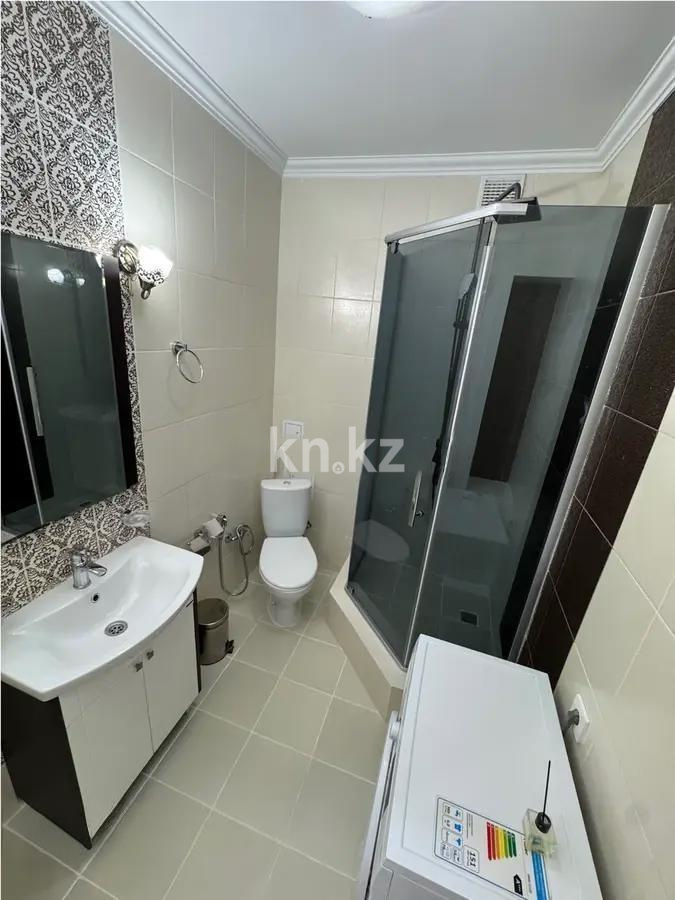 Продажа 3-комнатной квартиры, 60 м², ул. Сауран, дом  10б в Астане - фото 3