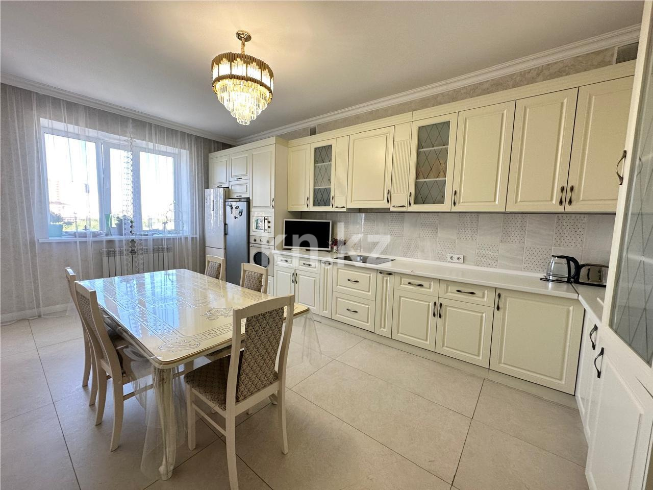 Продажа 4-комнатной квартиры, 124 м², ул. Таттимбета в Караганде - фото 12