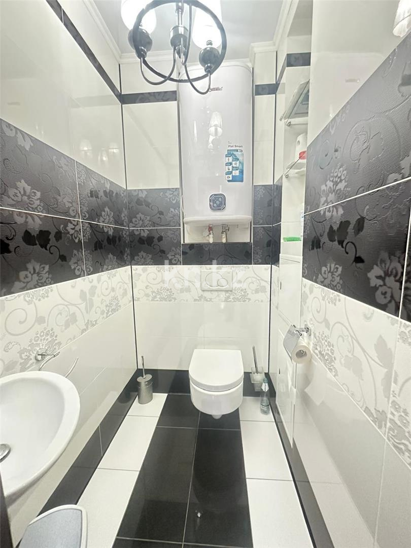 Продажа 3-комнатной квартиры, 117 м², пр. Республики в Караганде - фото 18