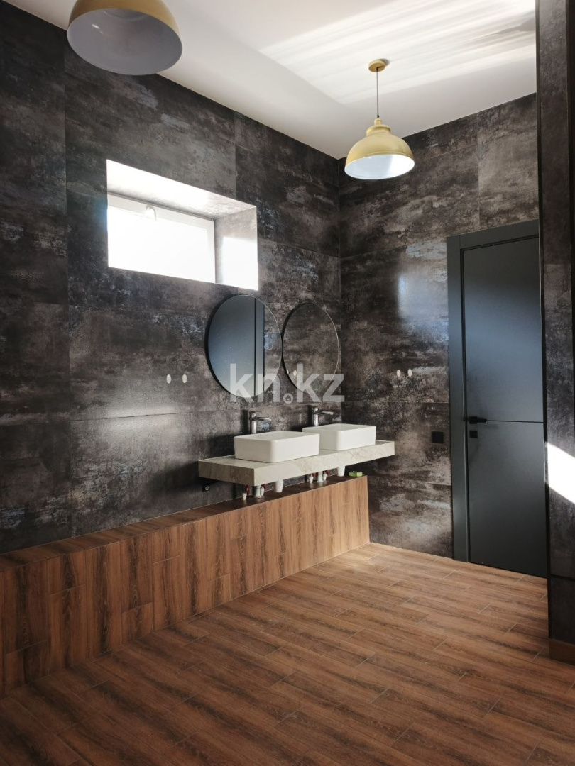 Продажа 7-комнатного дома, 470.3 м² в Караганде - фото 4