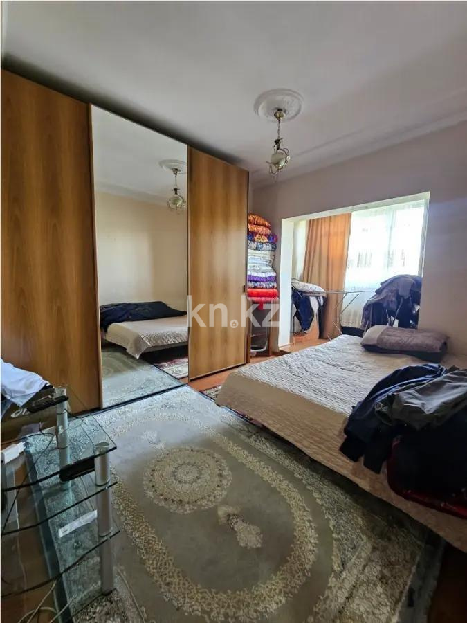 Продажа 3-комнатной квартиры, 70.3 м², мкр-н Аксай-1, дом  8 в Алматы - фото 2