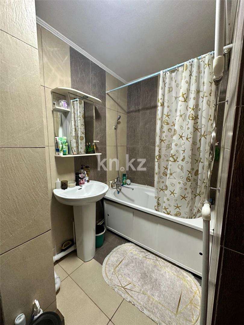 Продажа 3-комнатной квартиры, 74 м² в Караганде - фото 13