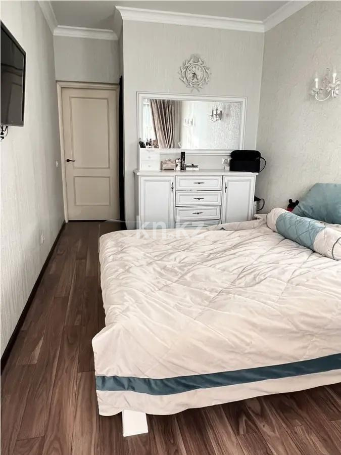 Продажа 3-комнатной квартиры, 105 м², ул. Жарокова, дом  137 в Алматы