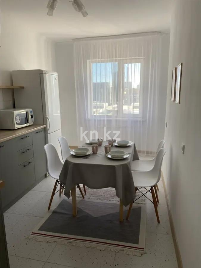 Продажа 2-комнатной квартиры, 53 м², ул. Сыганак, дом  64/1 в Астане - фото 3